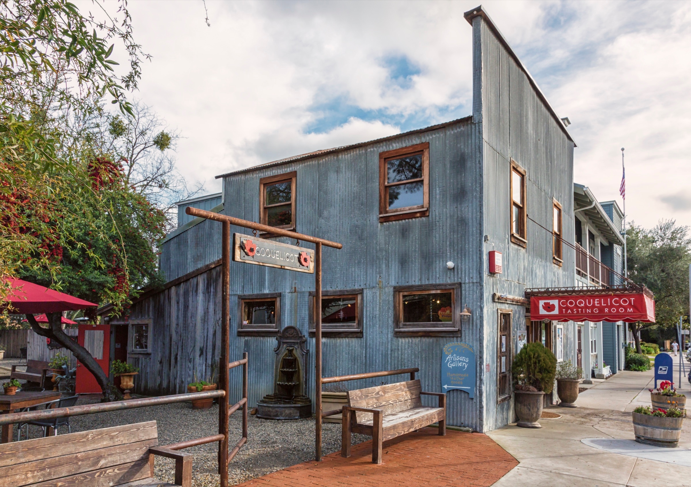 Coquelicot tasting room on Grand Avenue